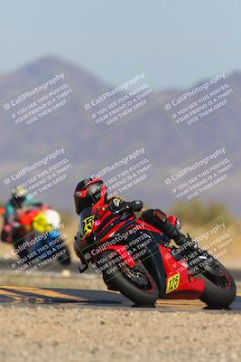 media/Mar-22-2025-CVMA (Sat) [[462c0ffedb]]/Race 13-Amateur Supersport Middleweight/